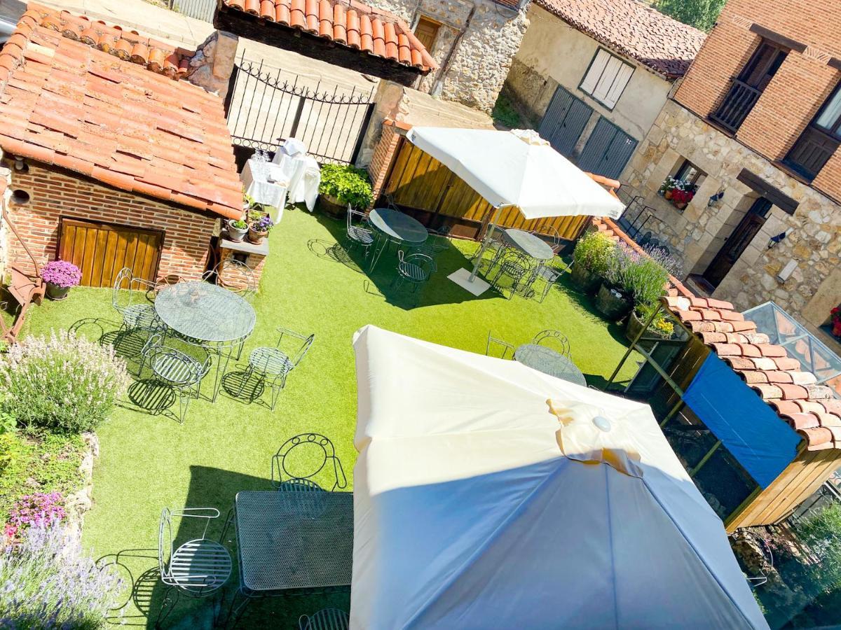 Posada Real De Carreteros Casarejos Εξωτερικό φωτογραφία