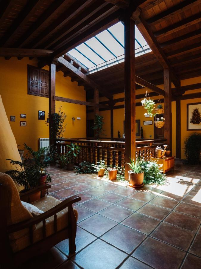 Posada Real De Carreteros Casarejos Εξωτερικό φωτογραφία