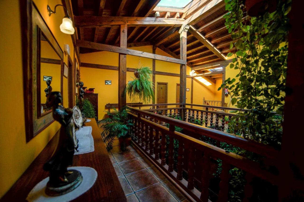 Posada Real De Carreteros Casarejos Εξωτερικό φωτογραφία